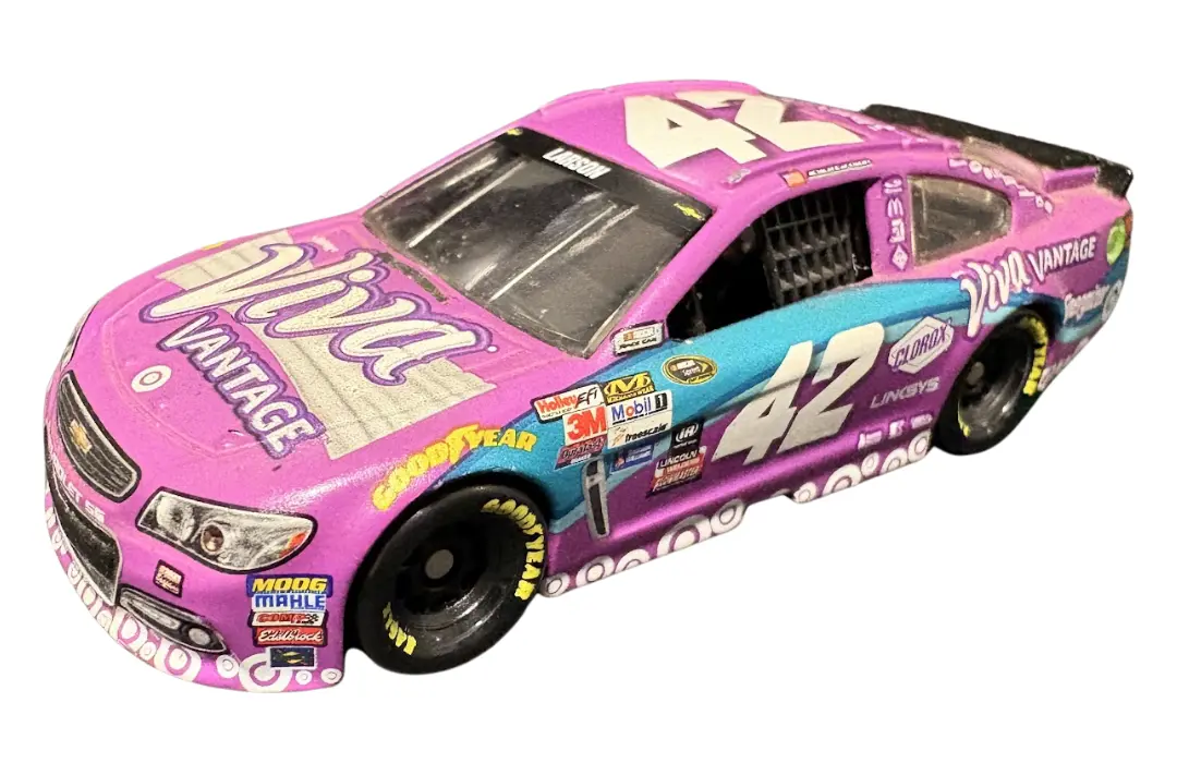 Chevrolet SS #42 Kyle Larson (NASCAR 2015 - Viva Vantage)