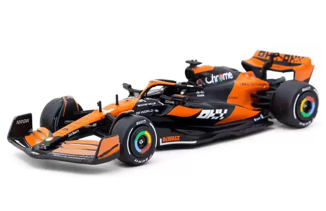 McLaren MCL60 2024